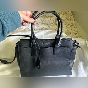 Black Kate Spade shoulder bag with crossbody strap